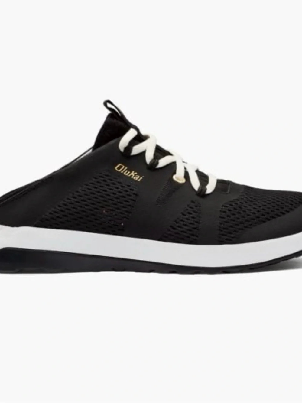 OluKai Huia Sneaker (Women) size 9.5